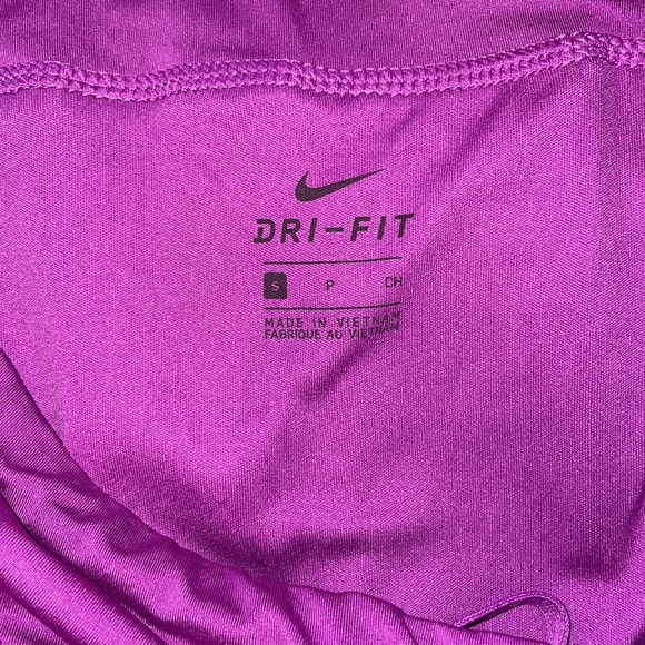 Nike athletic shorts - Picture 4 of 5